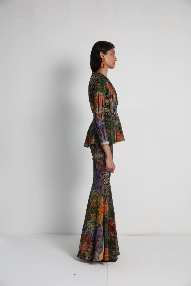 Long Jacket with flared pants and Bralette