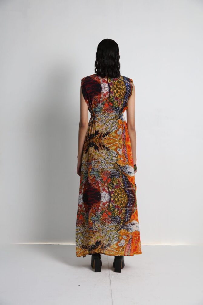 Straight dress